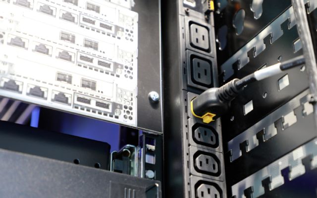 DK7979510 Rittal enclosures PDU Measurement Type 12 C13 and 1 C19 Power 3.7KW16A Voltage 230V Width 44 Height 70 Length 845 - Made in Germany Rittal - Rittal Air Conditioning Rittal Electric Cabinet Rittal Busbar Rittal Fan Rittal PDU DK7979.510